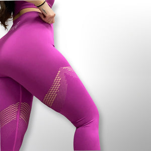 Seamless hollow cut leggings in violet